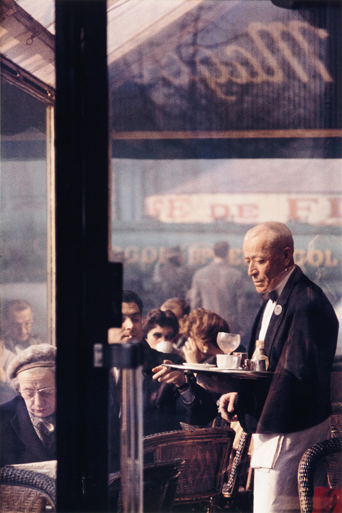 SAUL LEITER (1923-2013) Waiter, Paris.